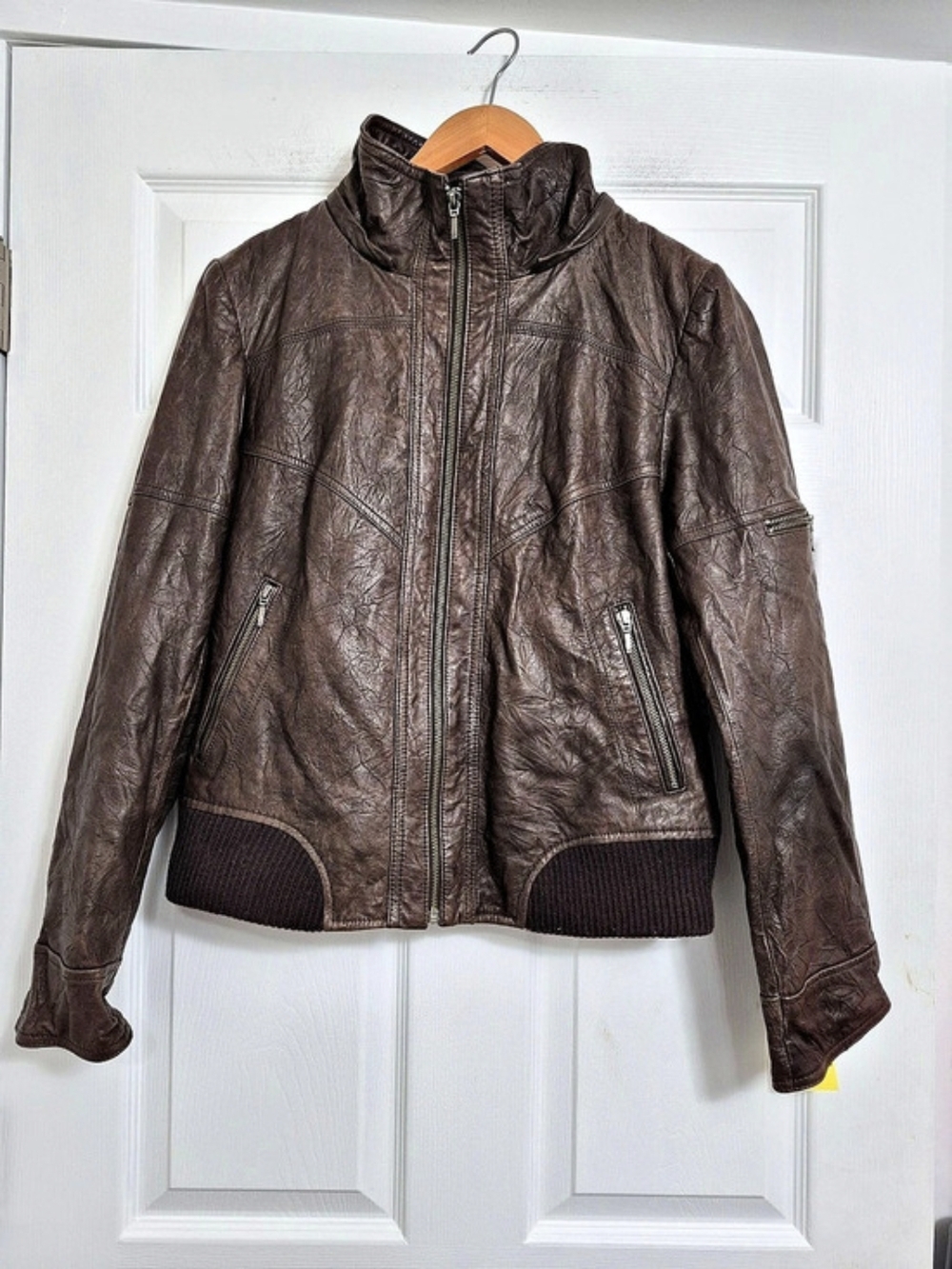 Danier Leather Brown Jacket Size Medium